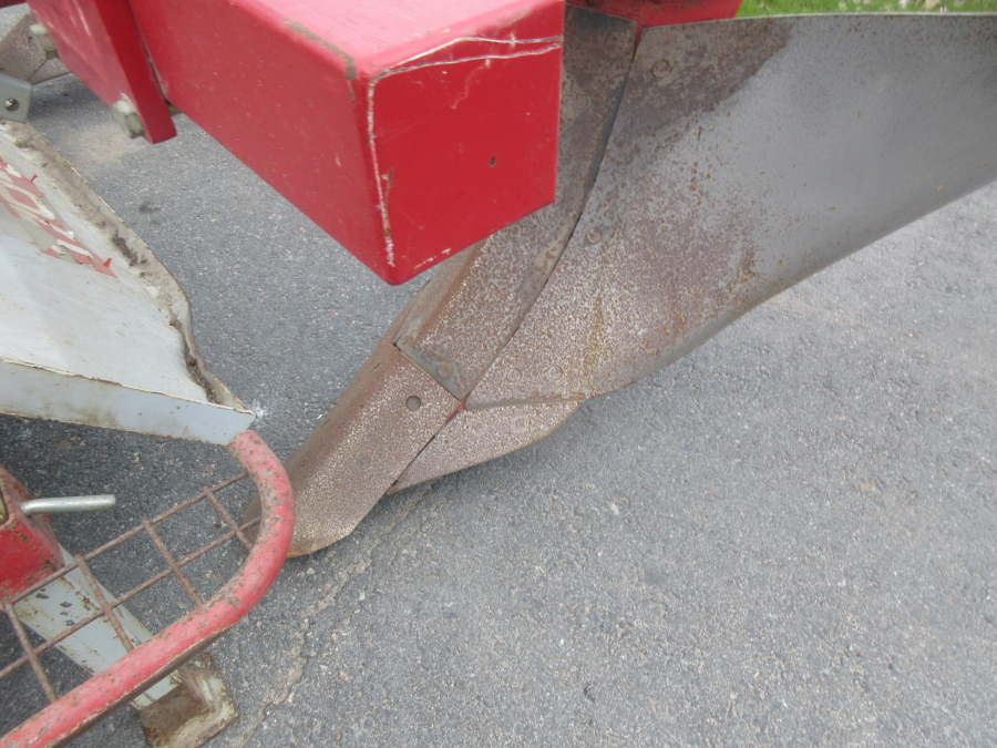 5962 Reekie bed plough with cultivator