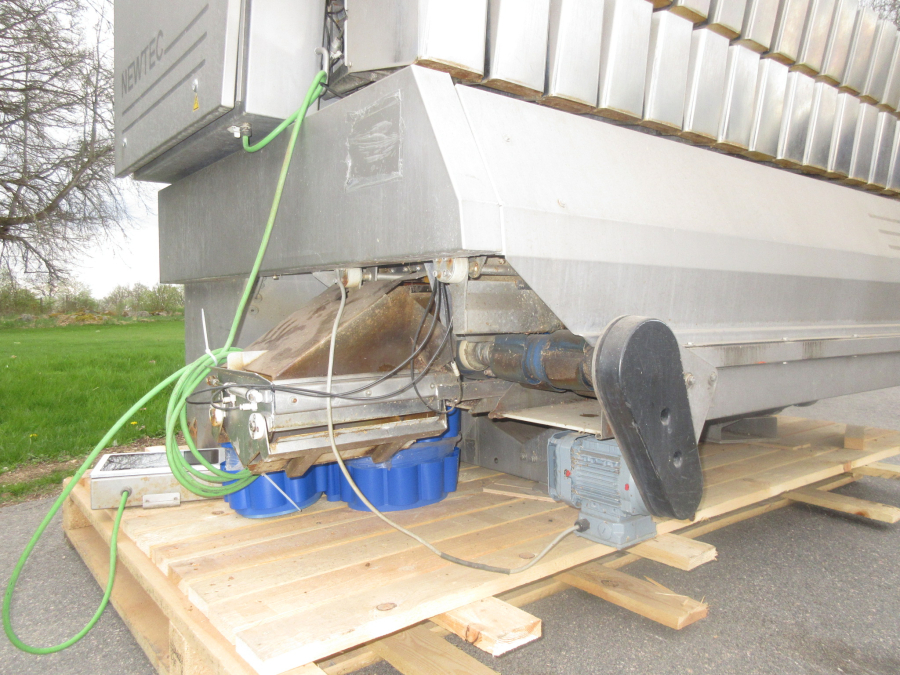 5967 Newtec 4015B2G weigher for potato / Carrots