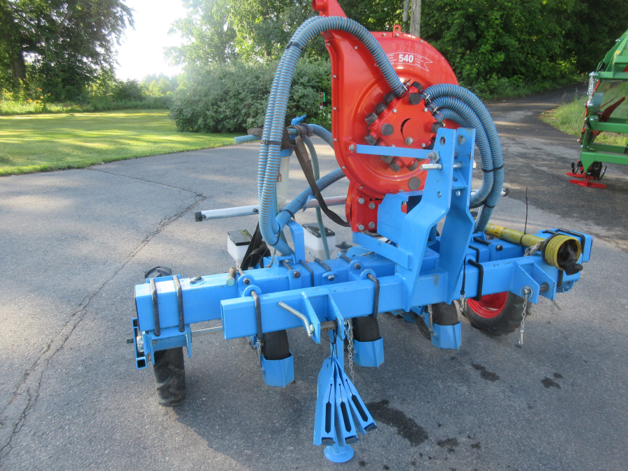 5969 Monosem MS precision seeder for vegetables
