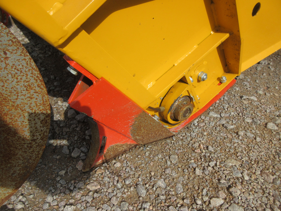 5972 Samon onion windrower 1350 mm web
