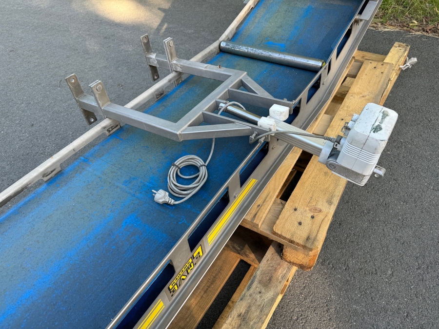 5986 Emve conveyor belt 2300x500 +1200 mm goose neck