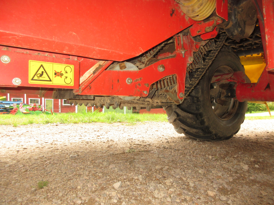 5997 Grimme SE 75-30 potato harvester