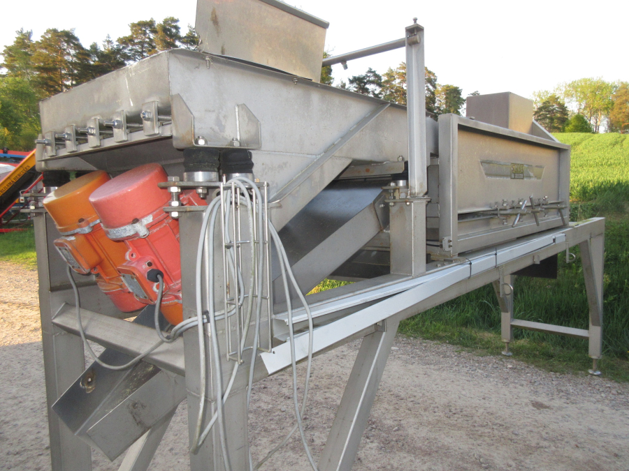 6017 Limas Roller grader for peeled products