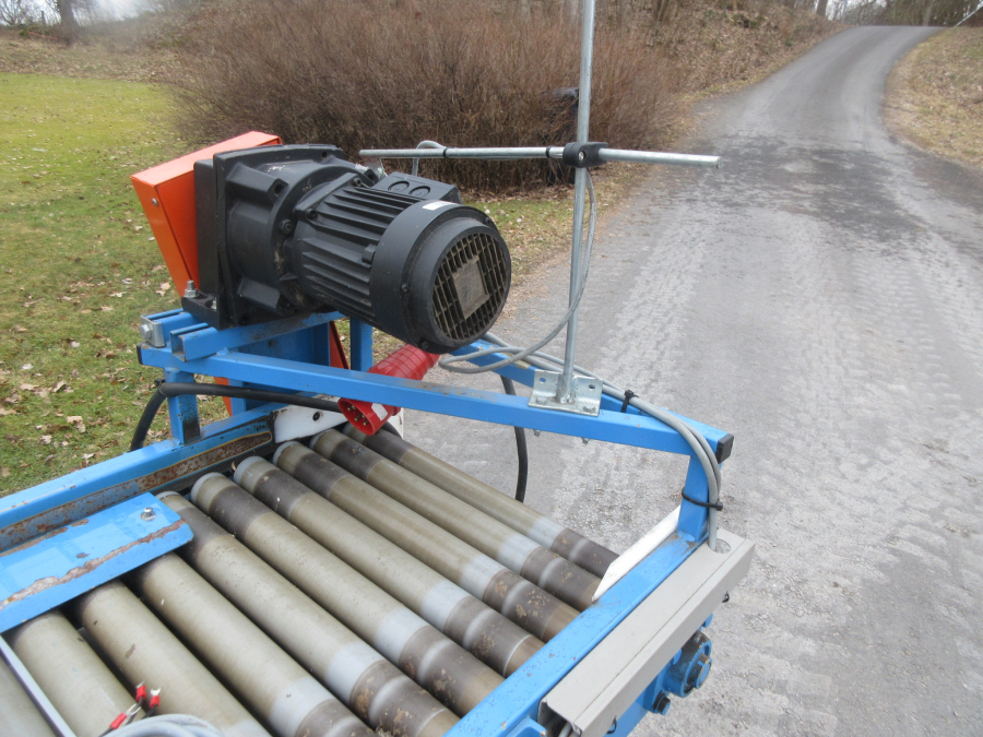 6022 EMVE roller table 2200x500