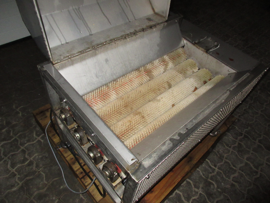 6024 Small potato and vegetable polisher