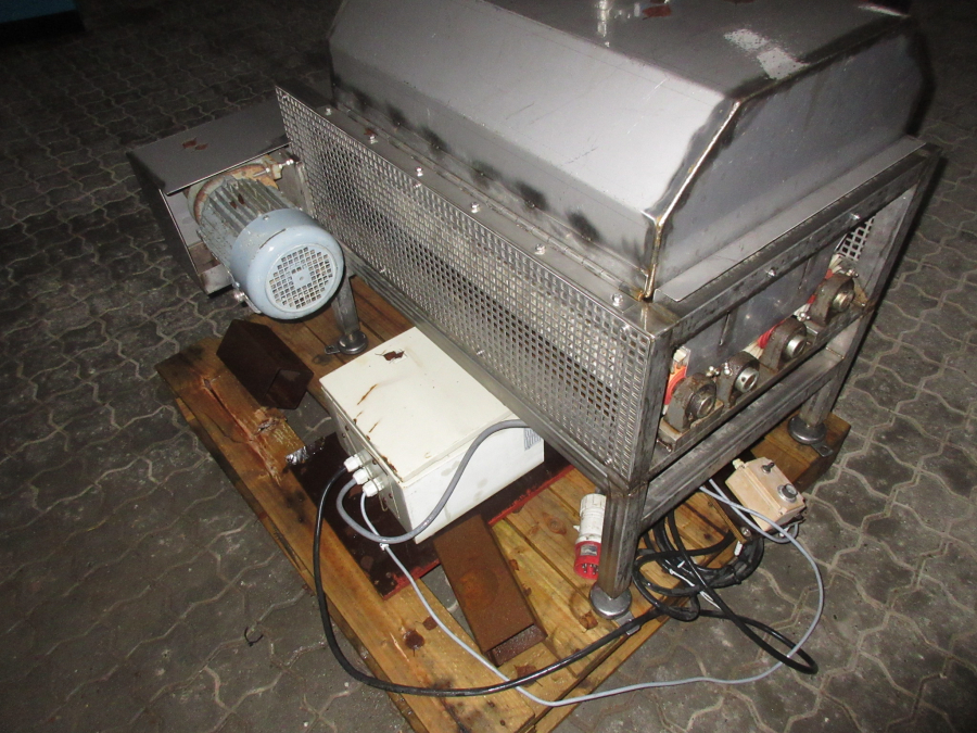 6024 Small potato and vegetable polisher