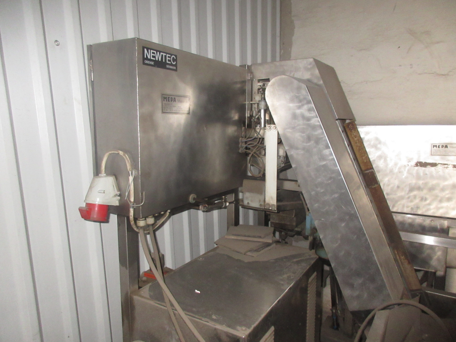 6025 Newtec G30A weigher and bagger for carrots