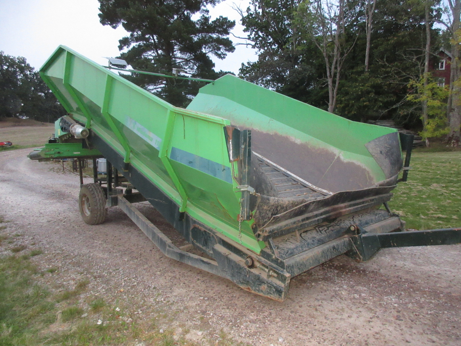 6035 Miedema SB1151 receiving hopper