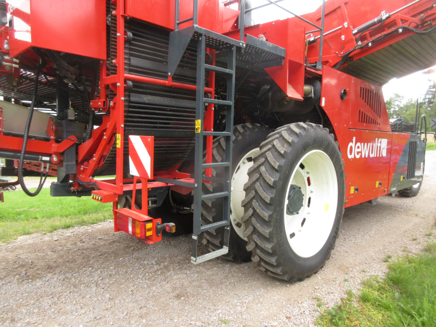 6036 Dewulf RA3060 potato harvester DEMO selfpropelled