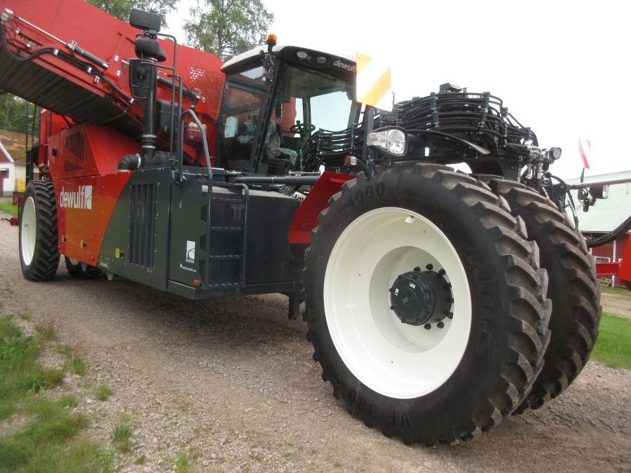 6036 Dewulf RA3060 potato harvester DEMO selfpropelled