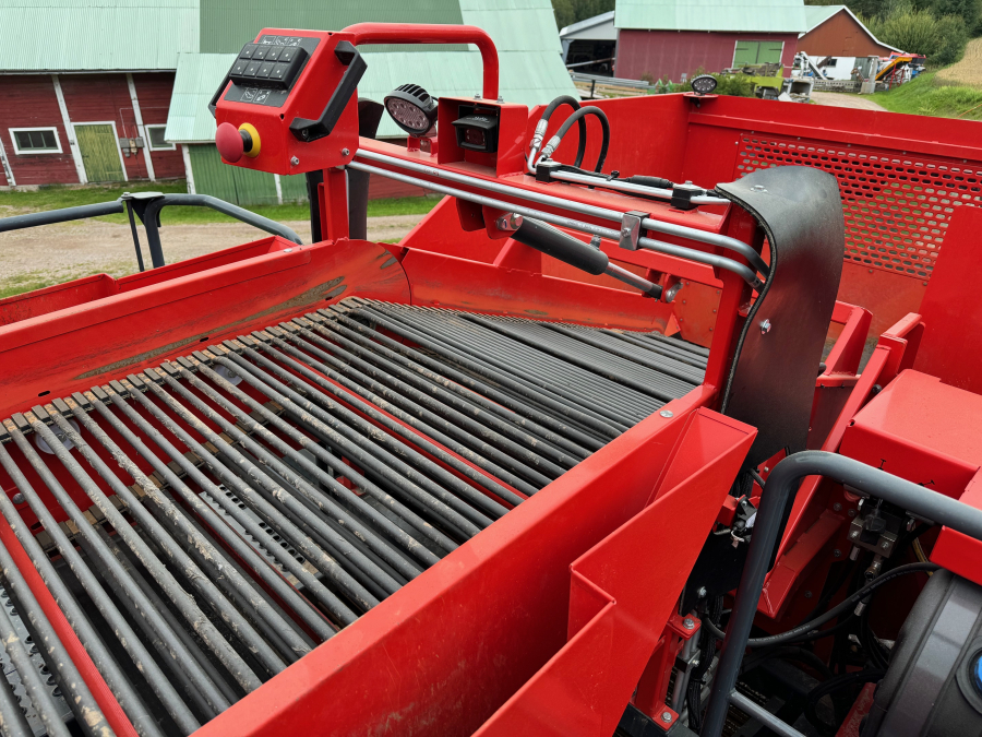 6036 Dewulf RA3060 potato harvester DEMO selfpropelled