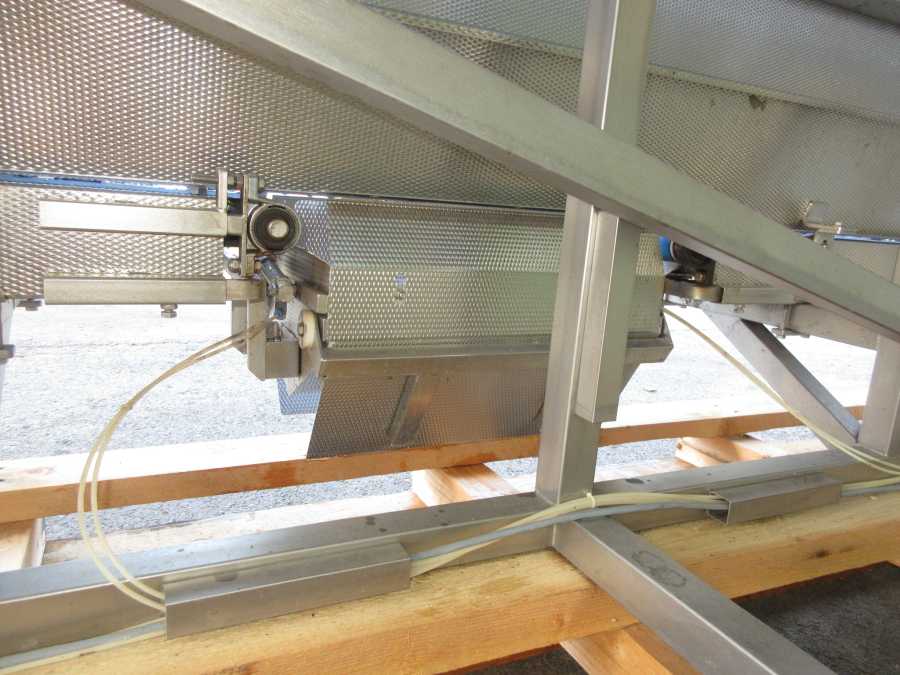 6043 Newtec 2014PCB 2B weigher for processed products