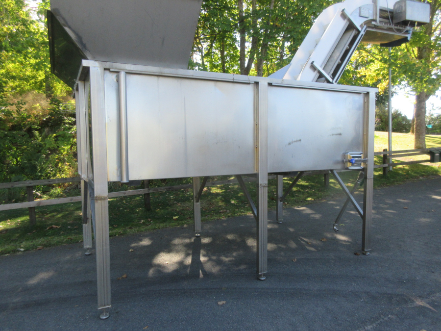 6044 Ferlo feeding bunker