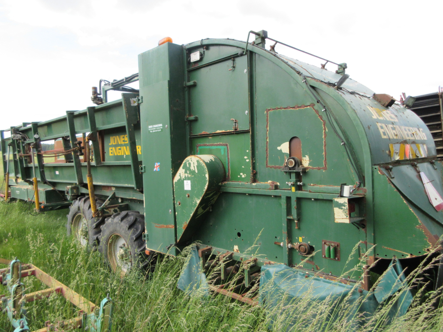 6061 Jones straw layer 9 bale