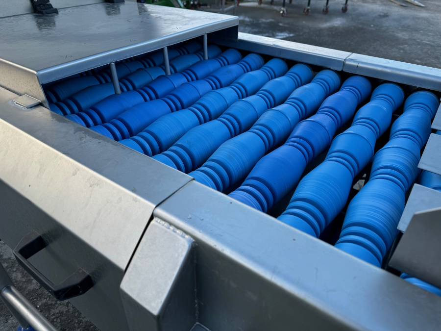 6063 Sormac DMA-60 potato halving machine