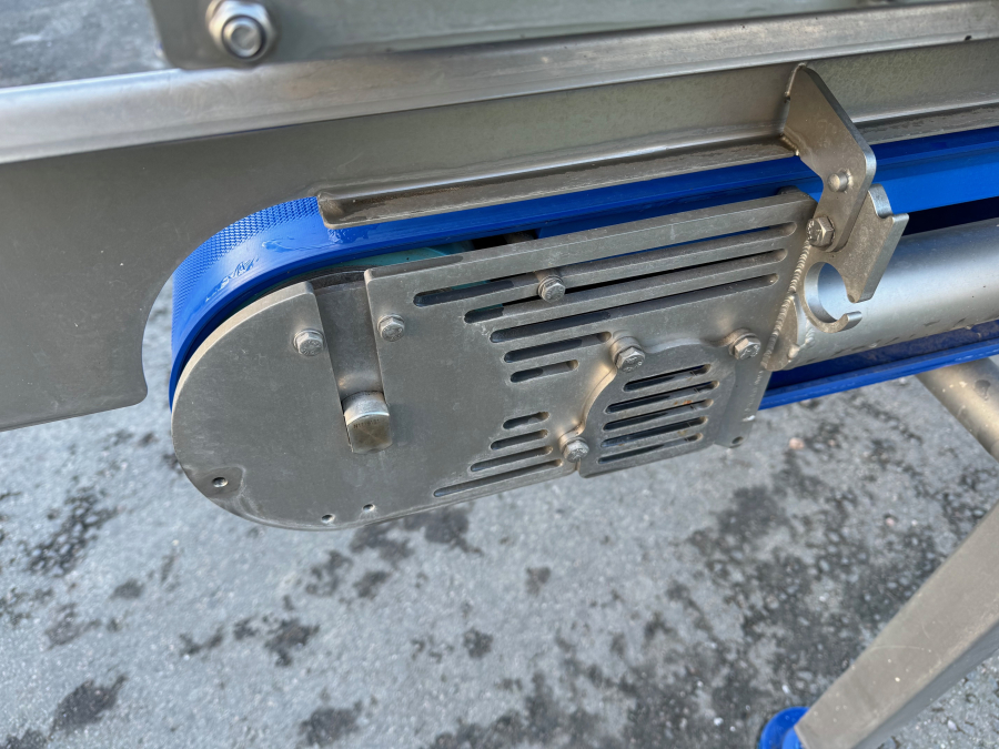 6063 Sormac DMA-60 potato halving machine