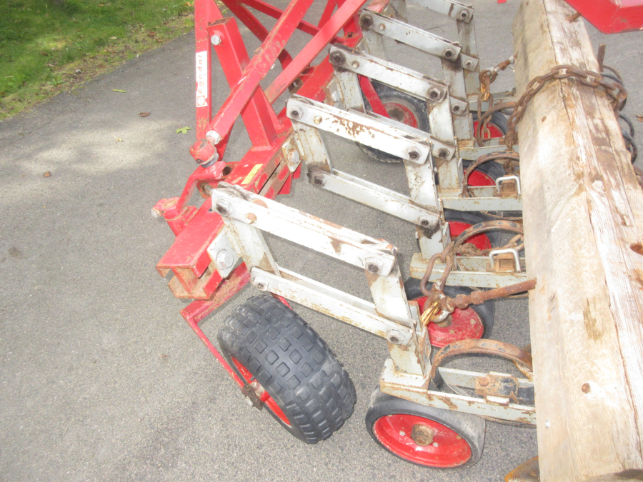 6066 Egedal row crop hoe manual steering