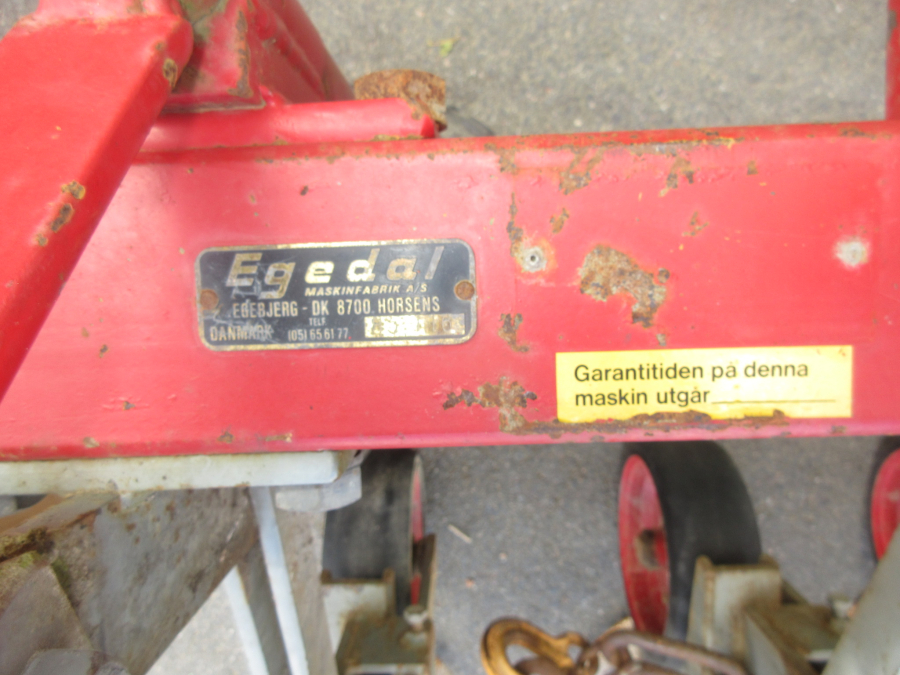 6066 Egedal row crop hoe manual steering