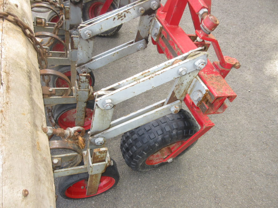 6066 Egedal row crop hoe manual steering