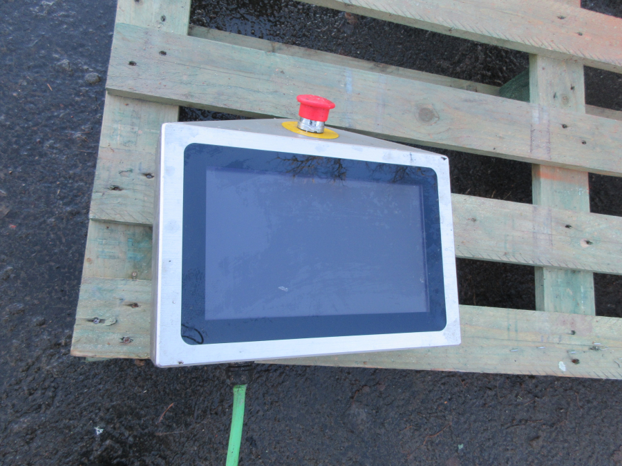 6071 Newtec 2012DG carrot weigher