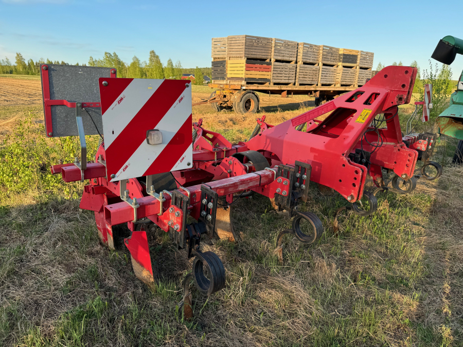 6073 Grimme ridger ridging hiller GH