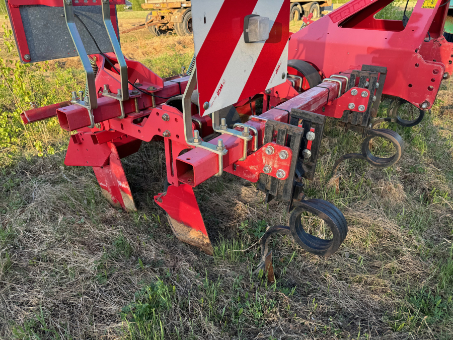 6073 Grimme ridger ridging hiller GH