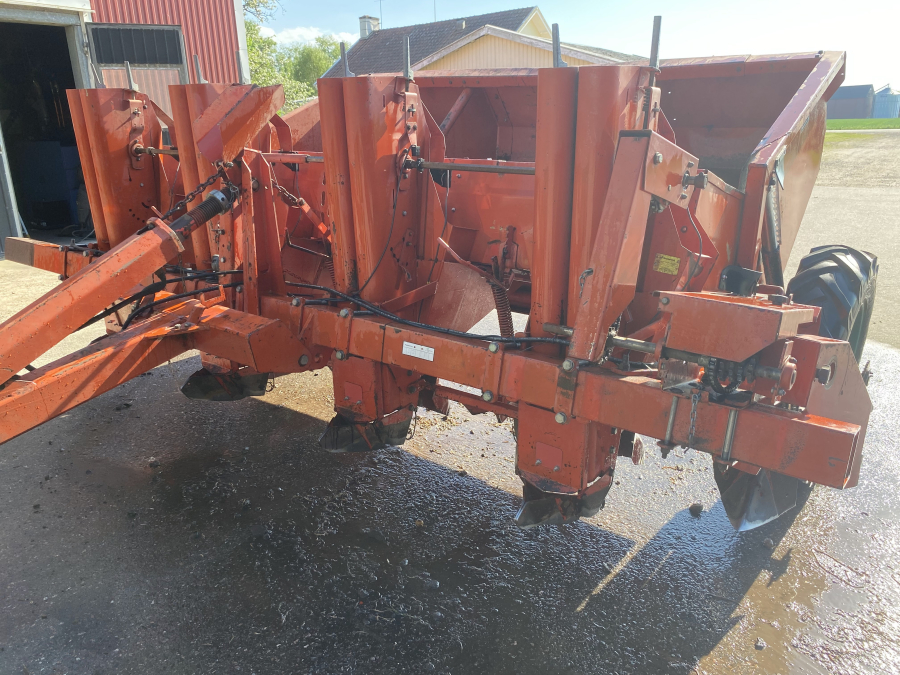 6076 Kverneland Underhaug UN3200 Kartoffel Legemaschine