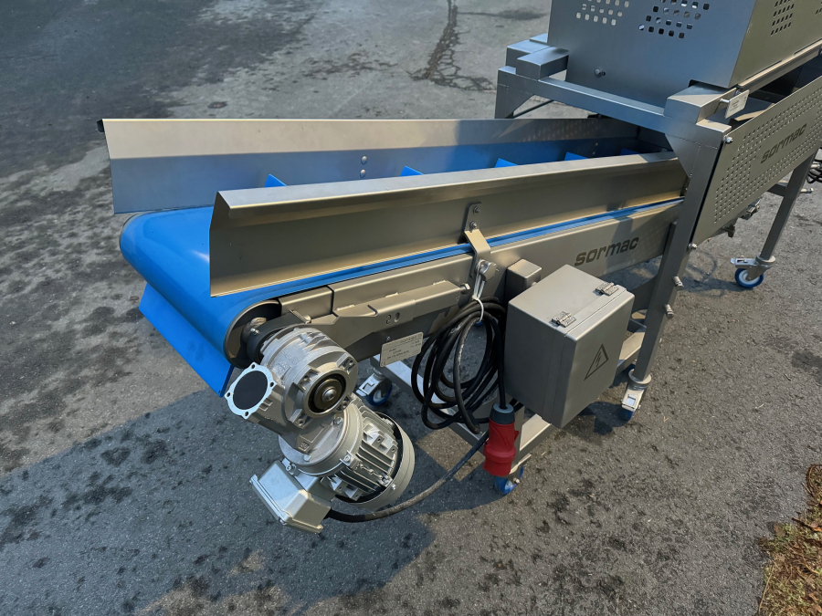 6086 Sormac F-2000 XL slice and wedge cutter