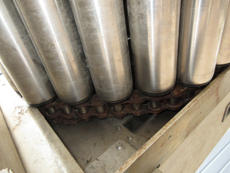 6097 Visar singulator unit for carrots