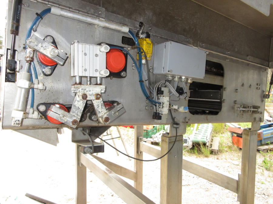 6097 Visar singulator unit for carrots