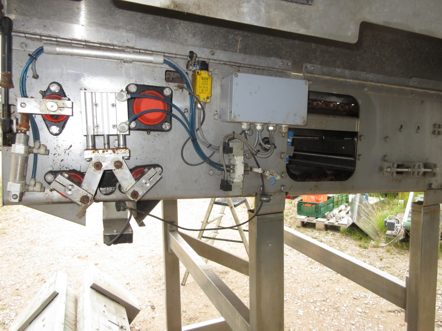 6097 Visar singulator unit for carrots