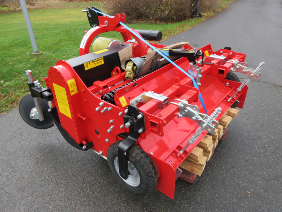 6109 Massano stone burier DEMO used