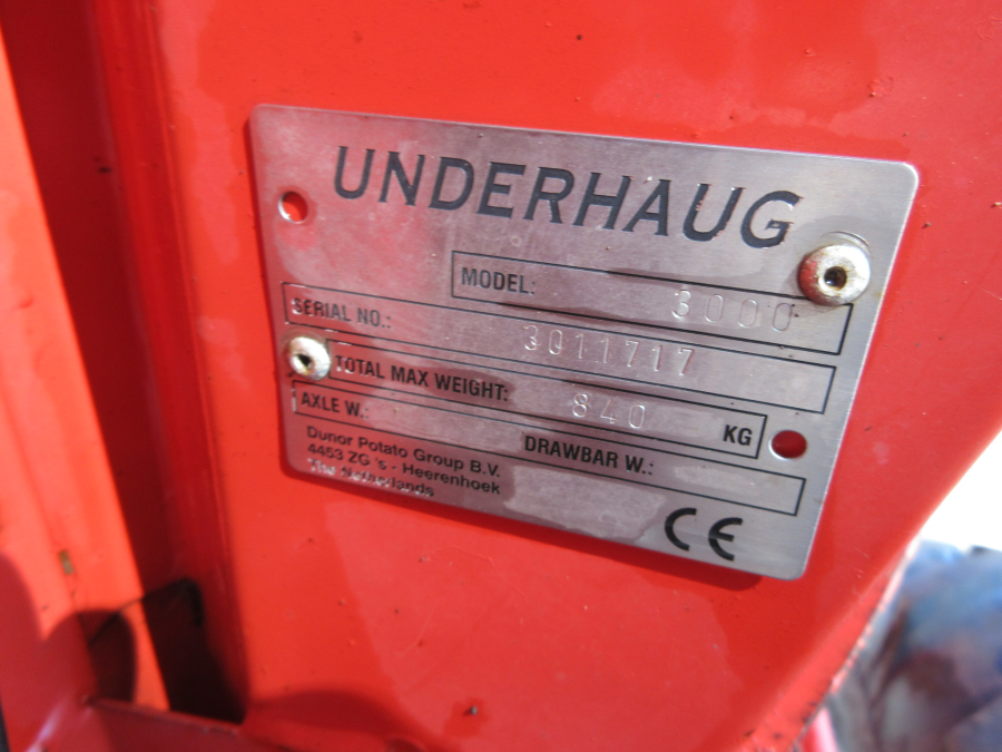 6143 Kverneland Underhaug 3000 potato planter