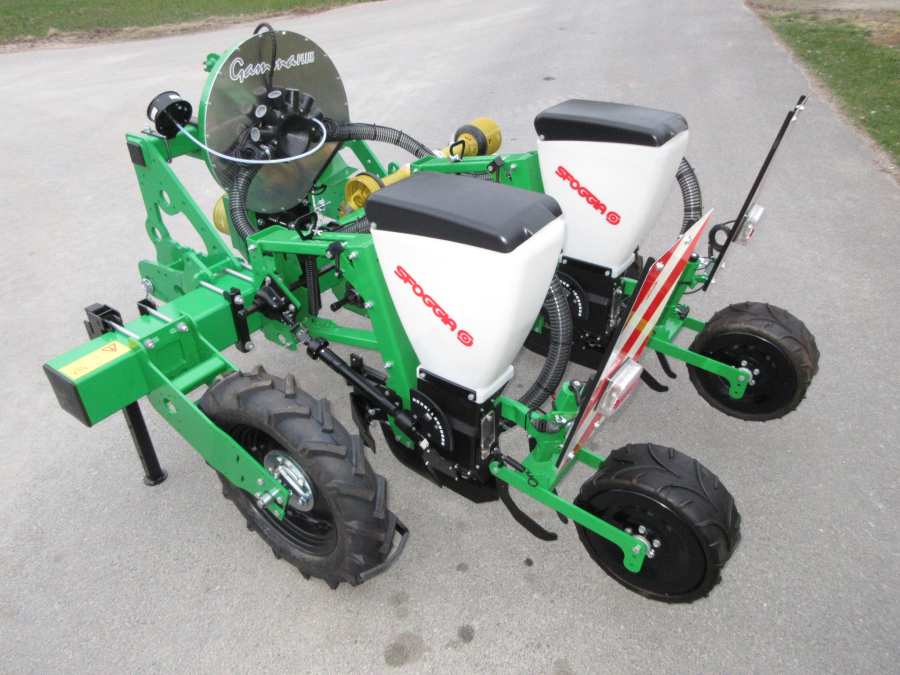 6150 Sfoggia Gamma plus precision seeder for corn 
