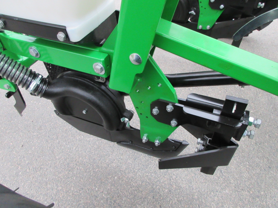 6150 Sfoggia Gamma plus precision seeder for corn 