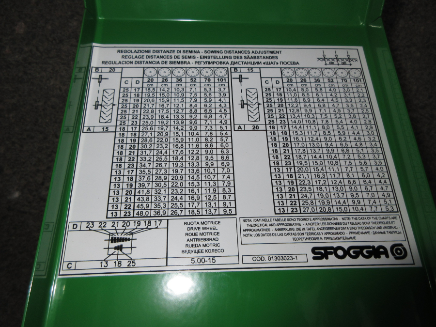 6150 Sfoggia Gamma plus precision seeder for corn 
