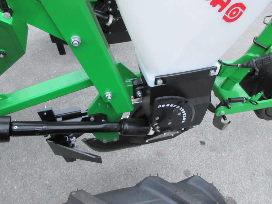 6150 Sfoggia Gamma plus precision seeder for corn 