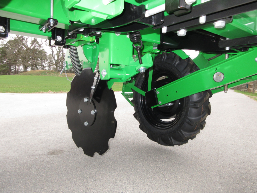 6151 Sfoggia Thema front fertilizer unit NEW