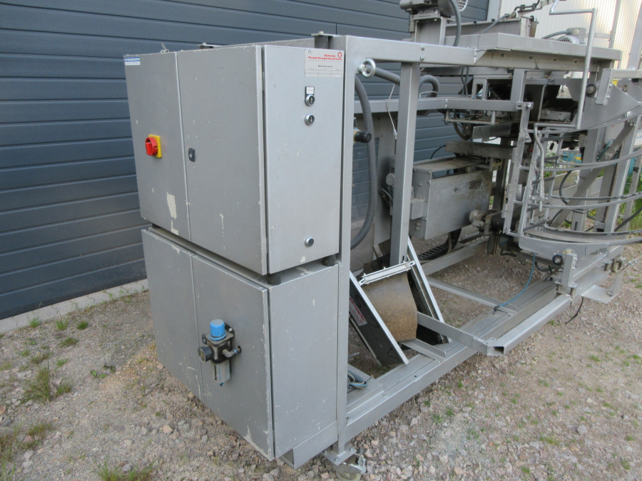 6158 Upmatic 4115 paper bagger. 