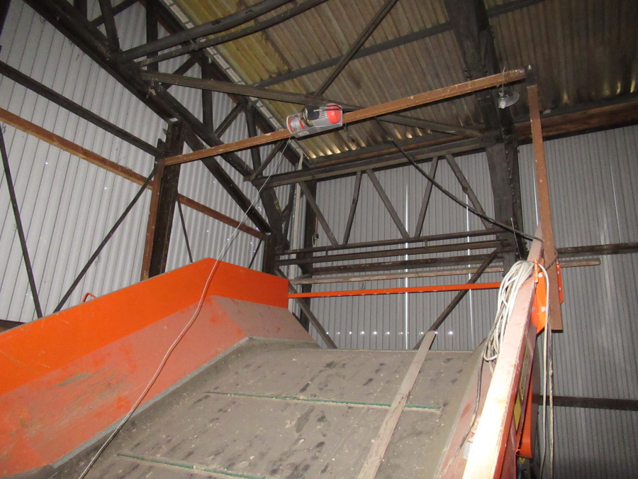 6160 Emve receiving hopper RH2000 