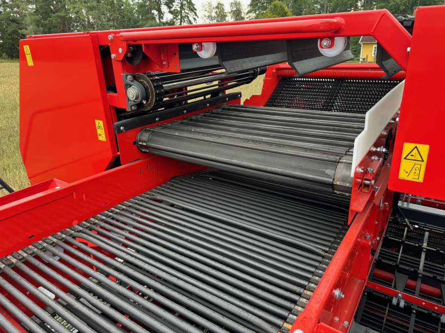 6161 Dewulf RQA3060 potato harvester