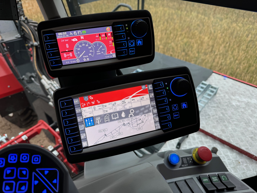 6161 Dewulf RQA3060 potato harvester