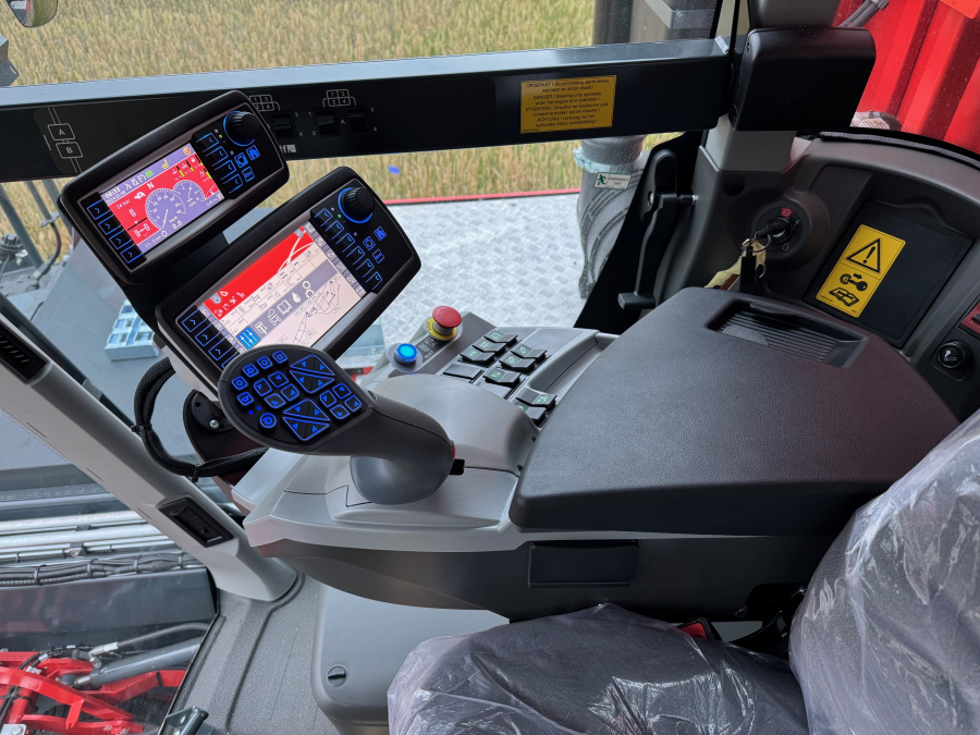 6161 Dewulf RQA3060 potato harvester