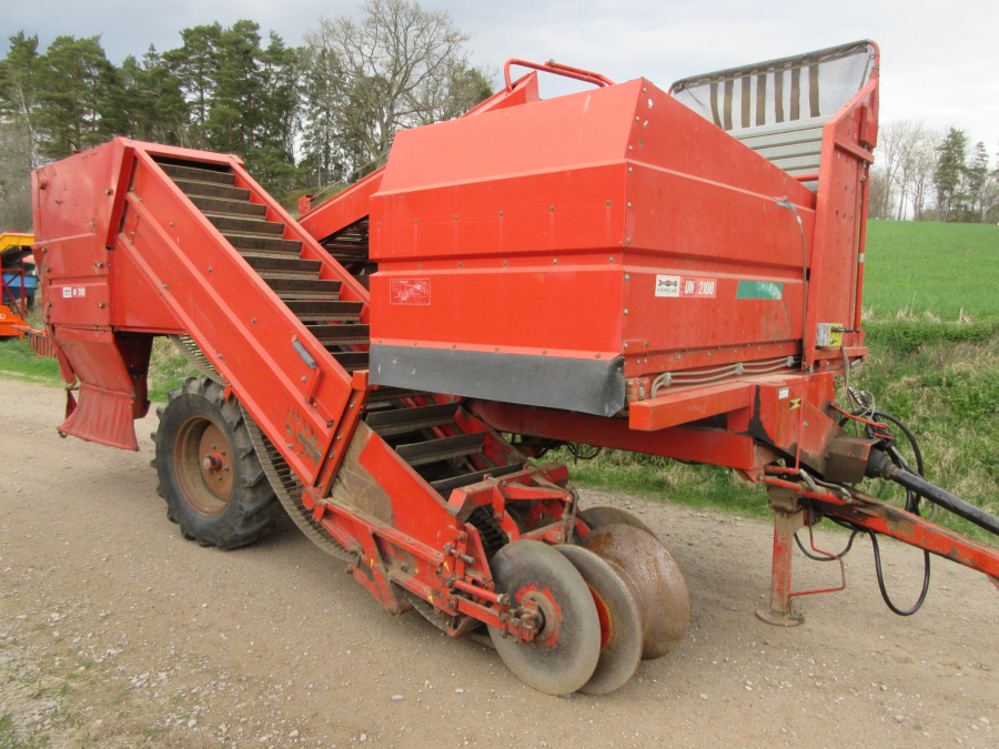 6178 Kverneland Underhaug 2100 potato harvester
