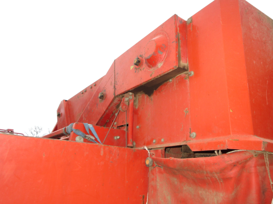 6178 Kverneland Underhaug 2100 potato harvester
