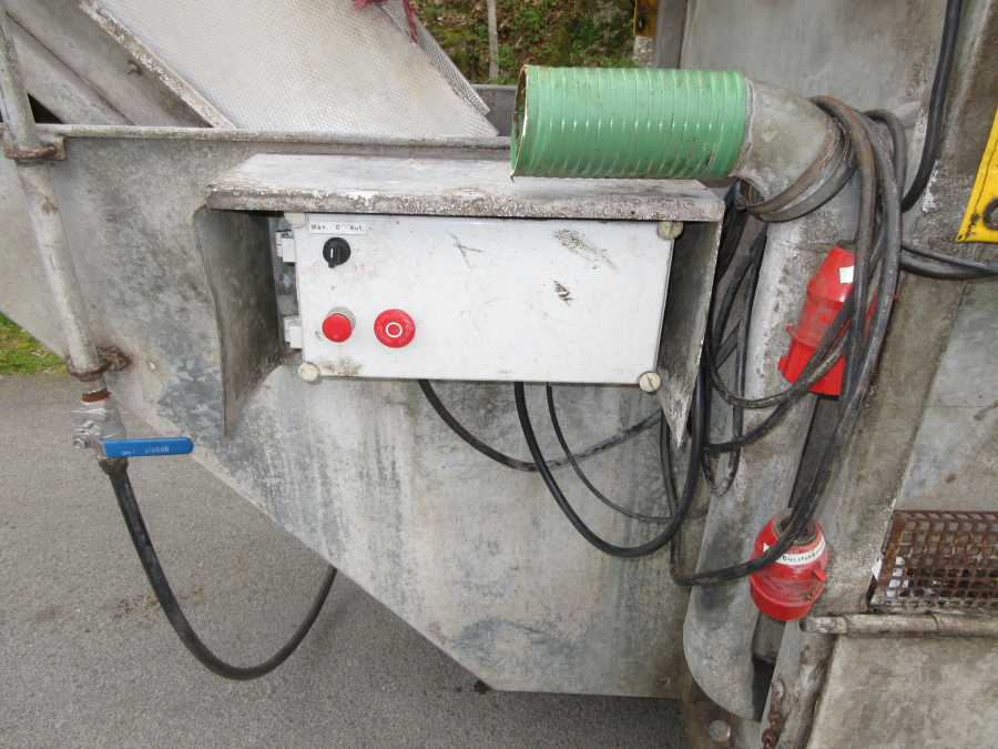 6185 EKKO EM1315 potato washer