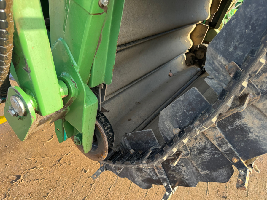 6202 Ploeger potato harvester 4 row with elevator