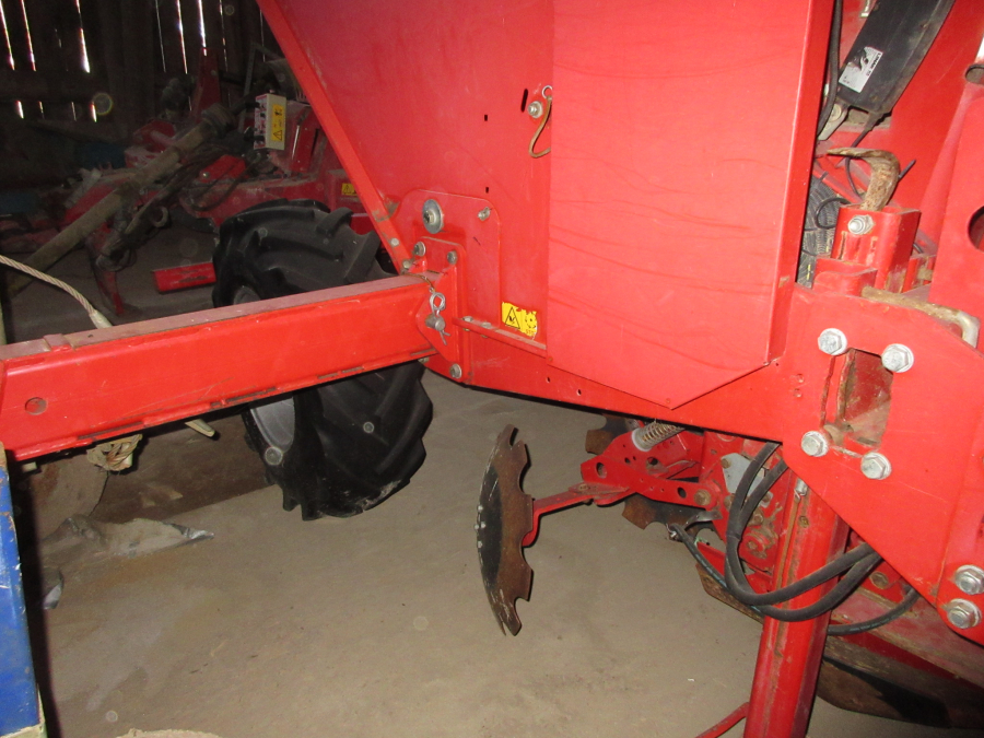 6208 Grimme GL36T  potato planter 6 Row
