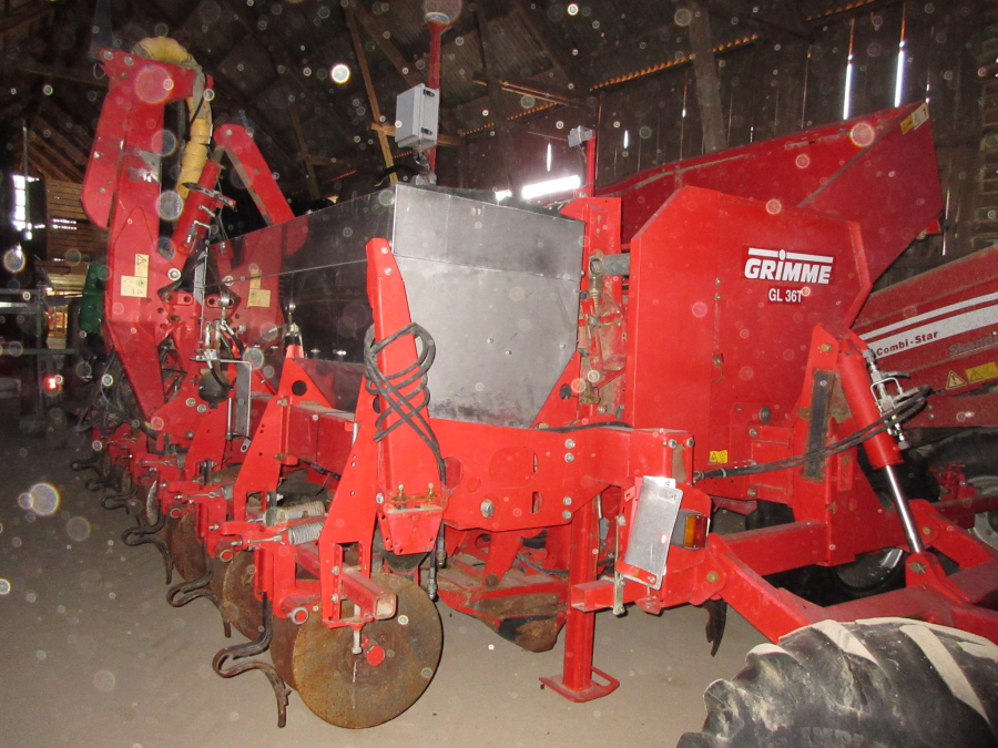 6208 Grimme GL36T  potato planter 6 Row