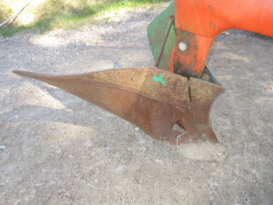 6209 Grimme bed plough
